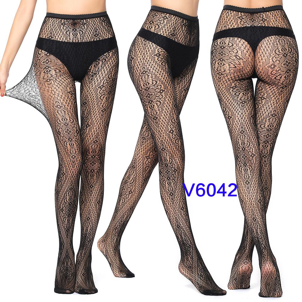 Warp Knitted Seamless Trend Jacquard Fishing Net Socks, Little Love Tiger Pattern Grid Black Stockings
