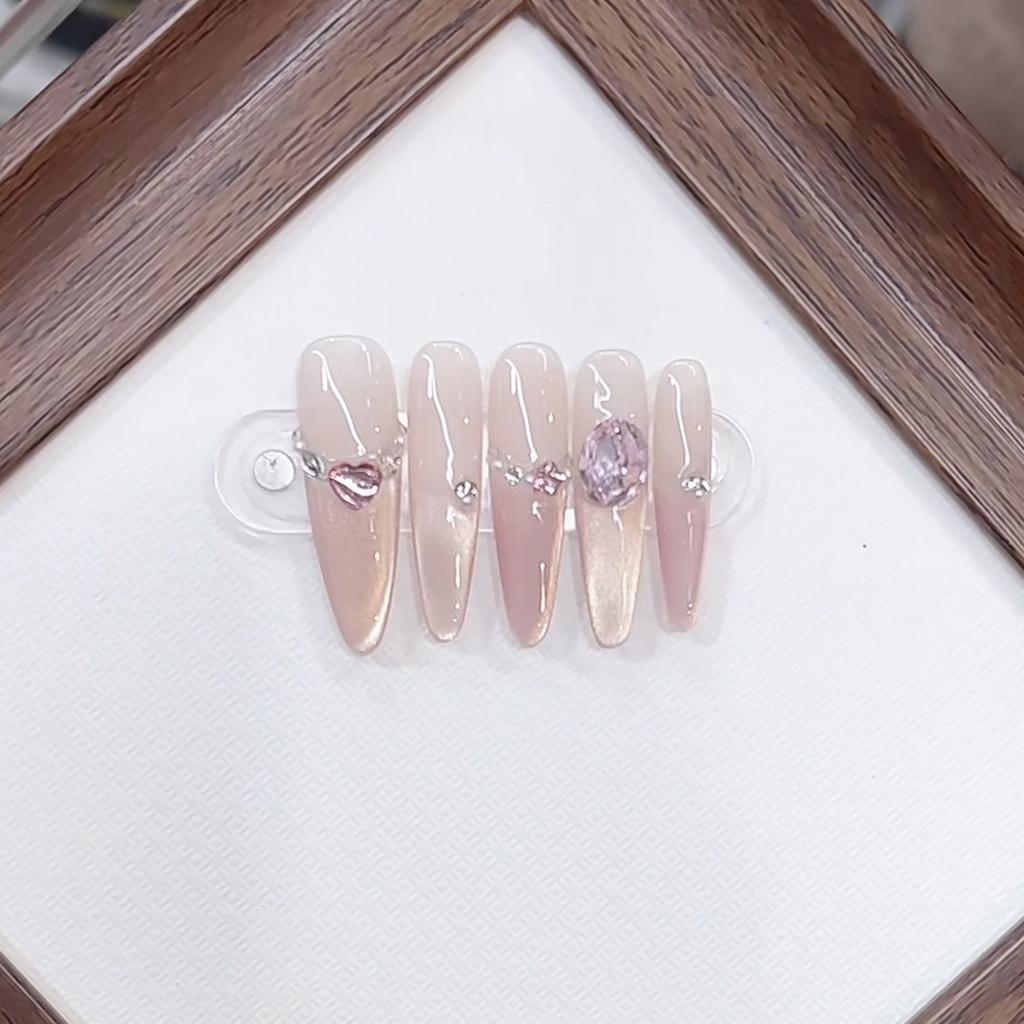 Hand-woven Armor Honey Girl Long Thin Dog Love Heartbreaking Diamond French Cat Eye Nail Art Patch