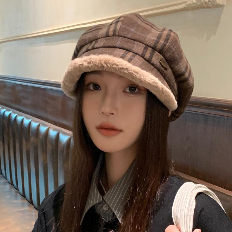 Woolen Star Anise Beret Children Autumn and Winter New Retro Plaid Warm Face Small Bud Painter Hat