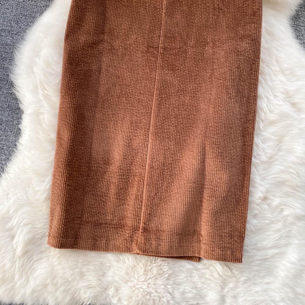 Retro High-Waist Slit Skirt with Sweater: Hong Kong & Korean Style, Slimming Medium/Long Fit for Early Autumn & Winter