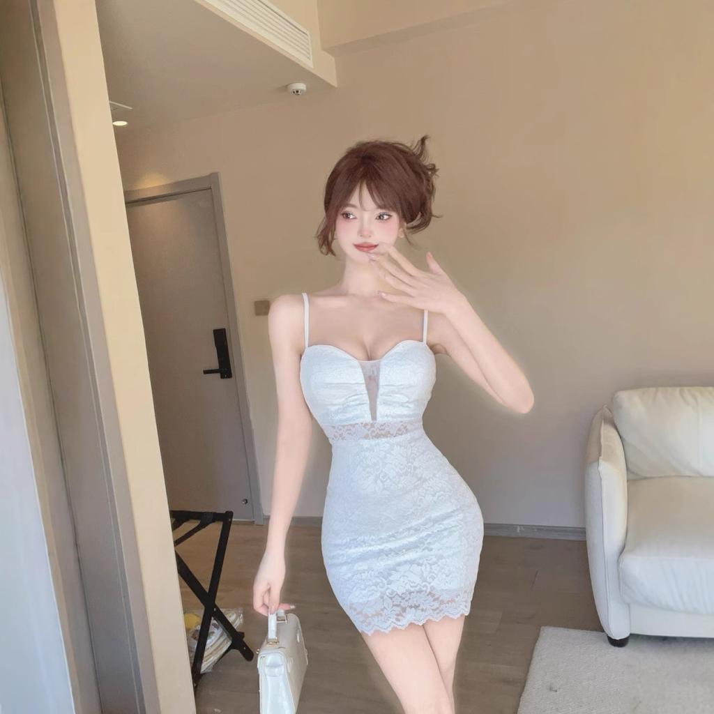 Sexy low-cut women's lace suspender dress backless sleeveless slim nightclub foot bath tooling