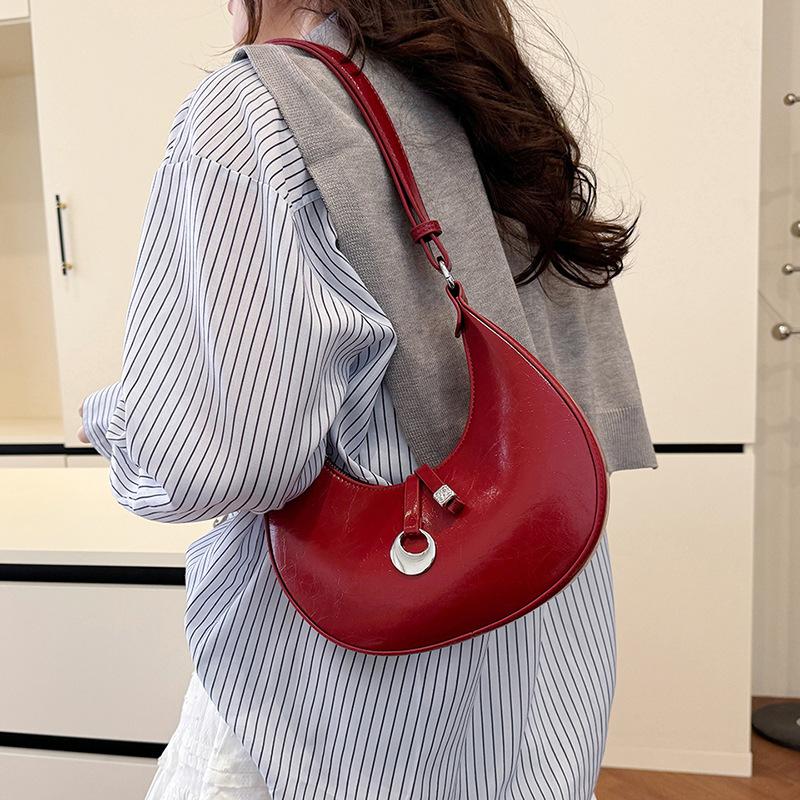 2025 new underarm bag women's large-capacity portable fashion retro shoulder bag niche simple commuter crescent bag