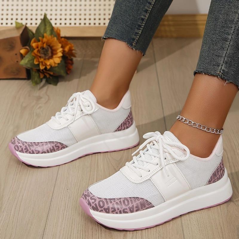 Women's Spring-autumn Export Large-size Casual Sports Shoes with Laces, Large-size Mesh Upper, and Polyurethane Sole