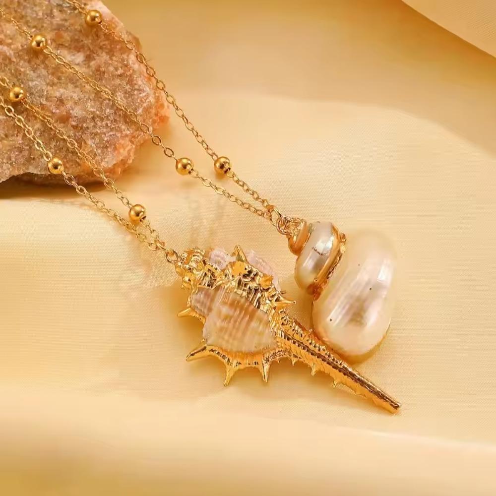 Shell Pendant Necklace Natural Shell Gold Color Cowrie Women Best Friend Shellfish Seashell Necklace Bohemian Jewelry for Femme