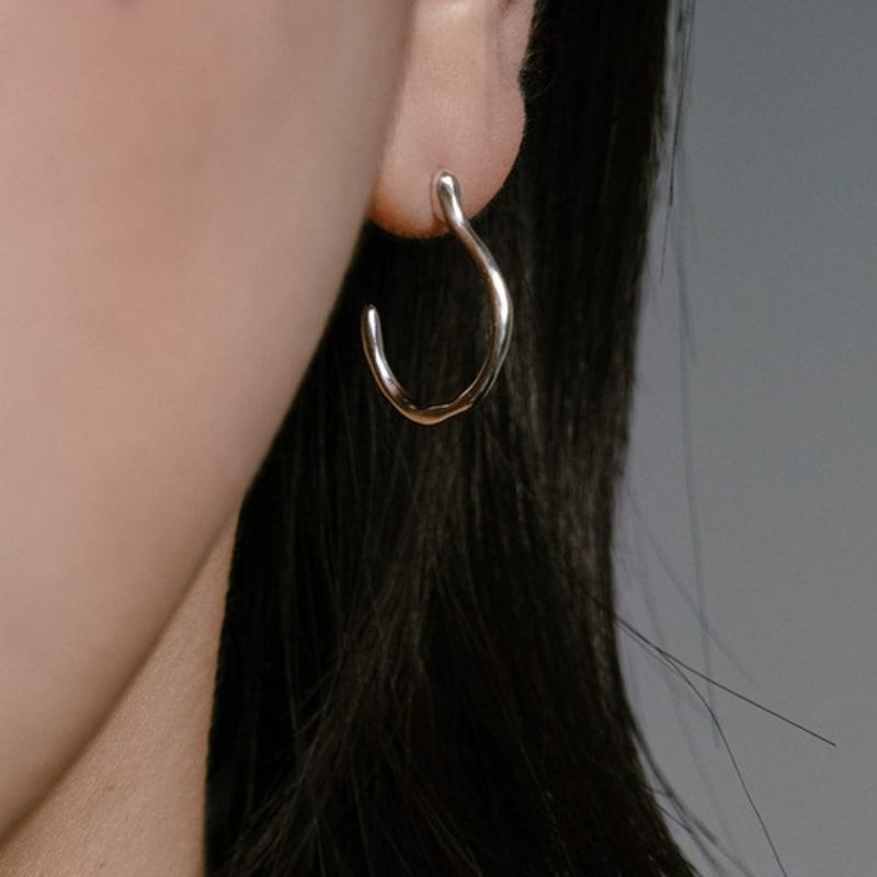 

eveningbell [silver925] Flowing earrings (silver) Silver