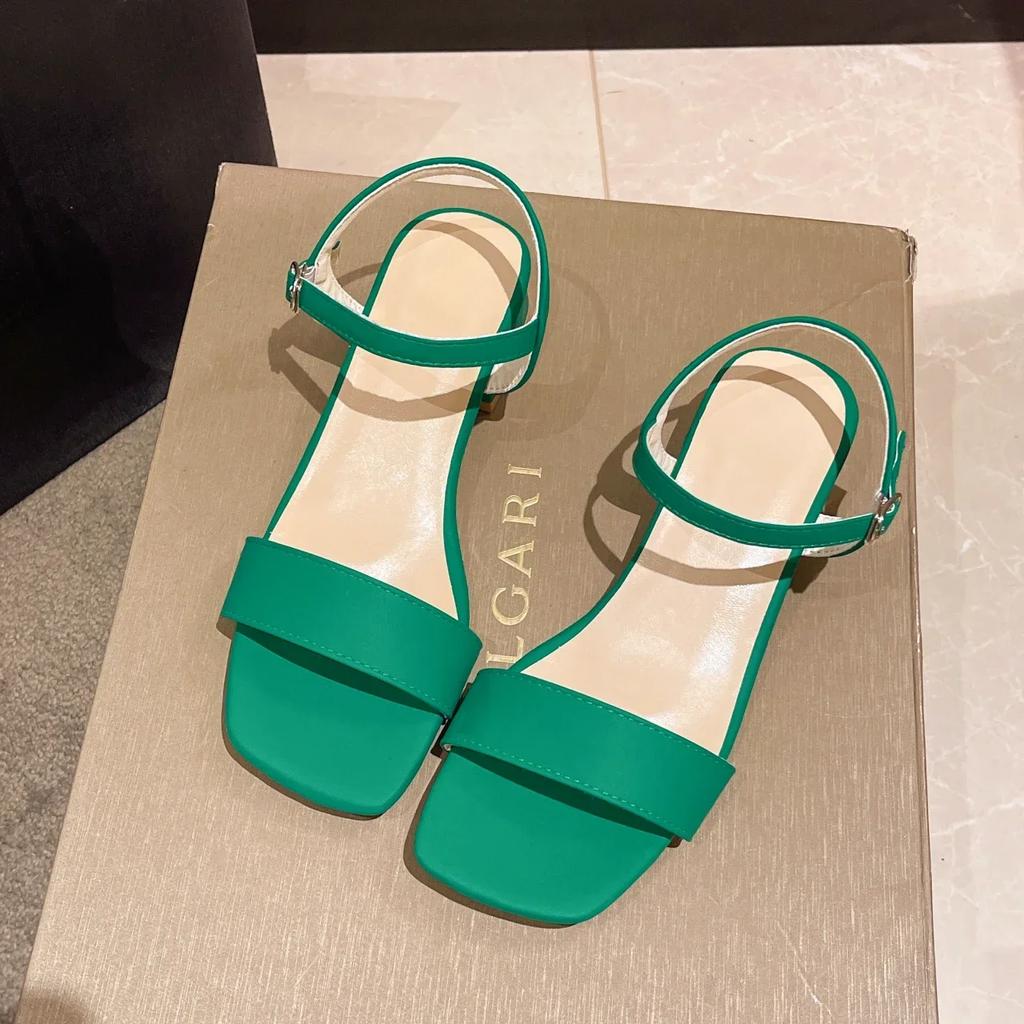 Coarse heeled sandals for women 2025  new one piece buckle strap large shoes mid heel sandals trendy