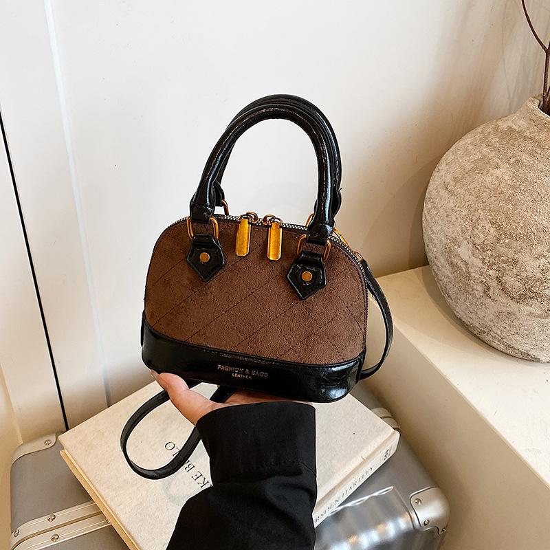 

Retro niche portable shell bag women s new fashion diamond embroidered thread shoulder bag matte messenger bag