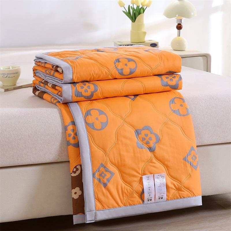 2026 Breathable Washed Cotton Summer Quilt - Comfortable & Close-fitting for Air Conditioned Rooms