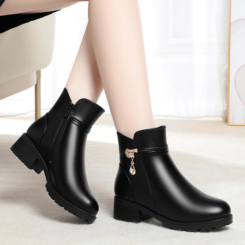 Herbst Neue Mode Damen Weiches Leder Stiefelette Hohe Absätze Reißverschluss Schuh Plüsch Samt Warmes Fell Winter Kurze Lederstiefel