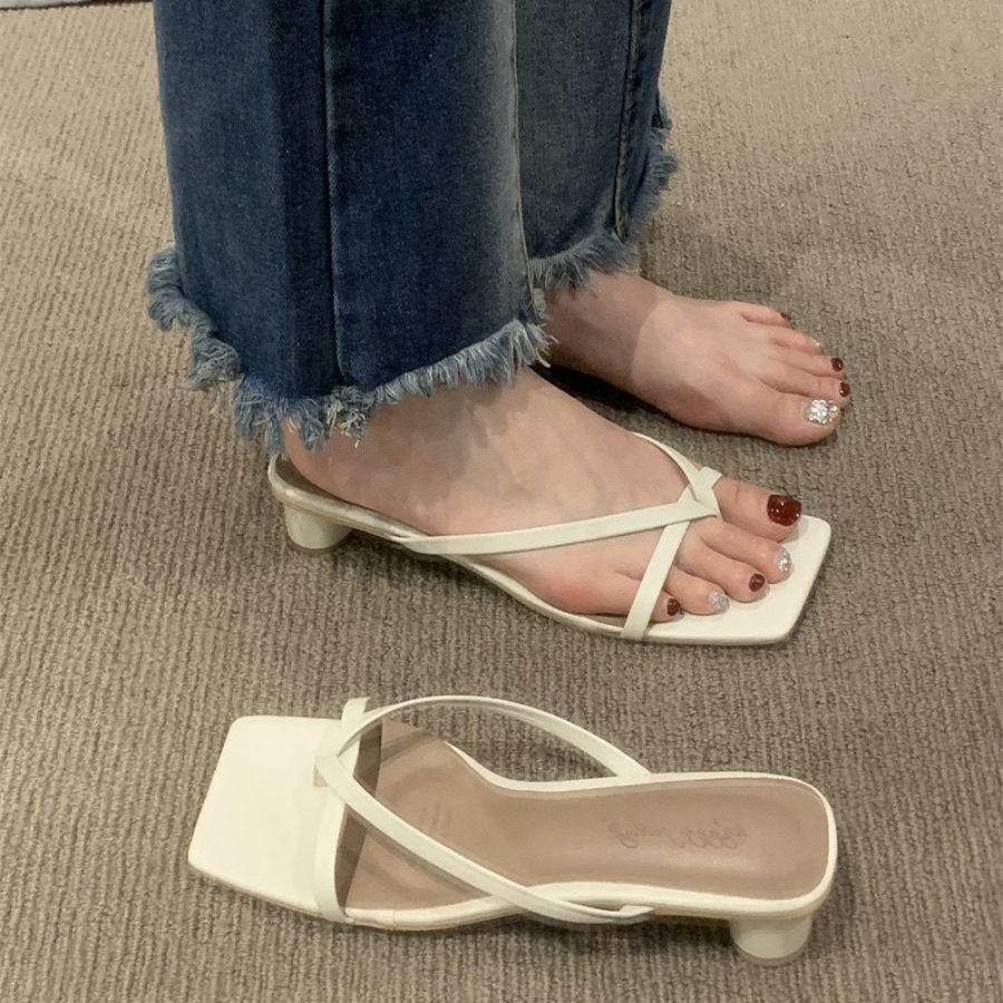 French Flip-flops Outer Women's Shoes Spring and Summer 2025 New Thick Heel Square Toe Silver Sandals