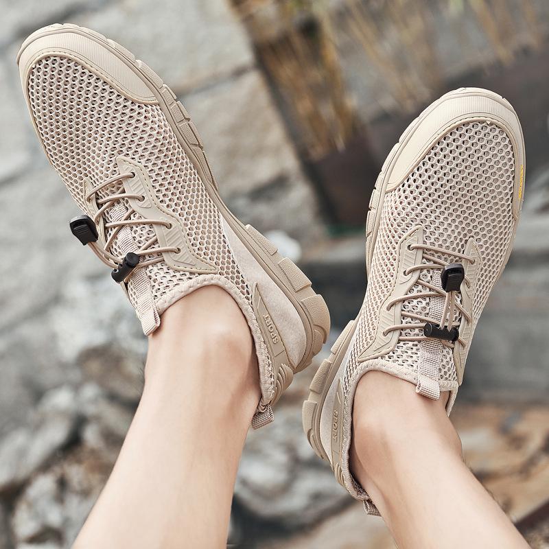 Summer New Breathable plus Size Mesh Shoes Closed Toe Sandals Outdoor Wading Upstream Beach Shoes