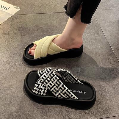 Thick-soled Cool Slippers Women's Summer Wear Increases 2025 New Muffin Fashion Casual Beach Cross Sandals