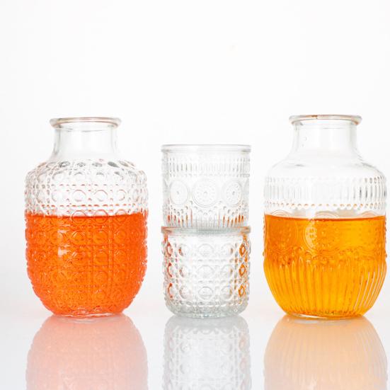 Retro-Wasserkaraffe und Gläserset Hitzebeständig 540ml Saftkrug mit 145ml Becher geprägtes Glas Teekanne Tassenset für Saft Eistee Wasser