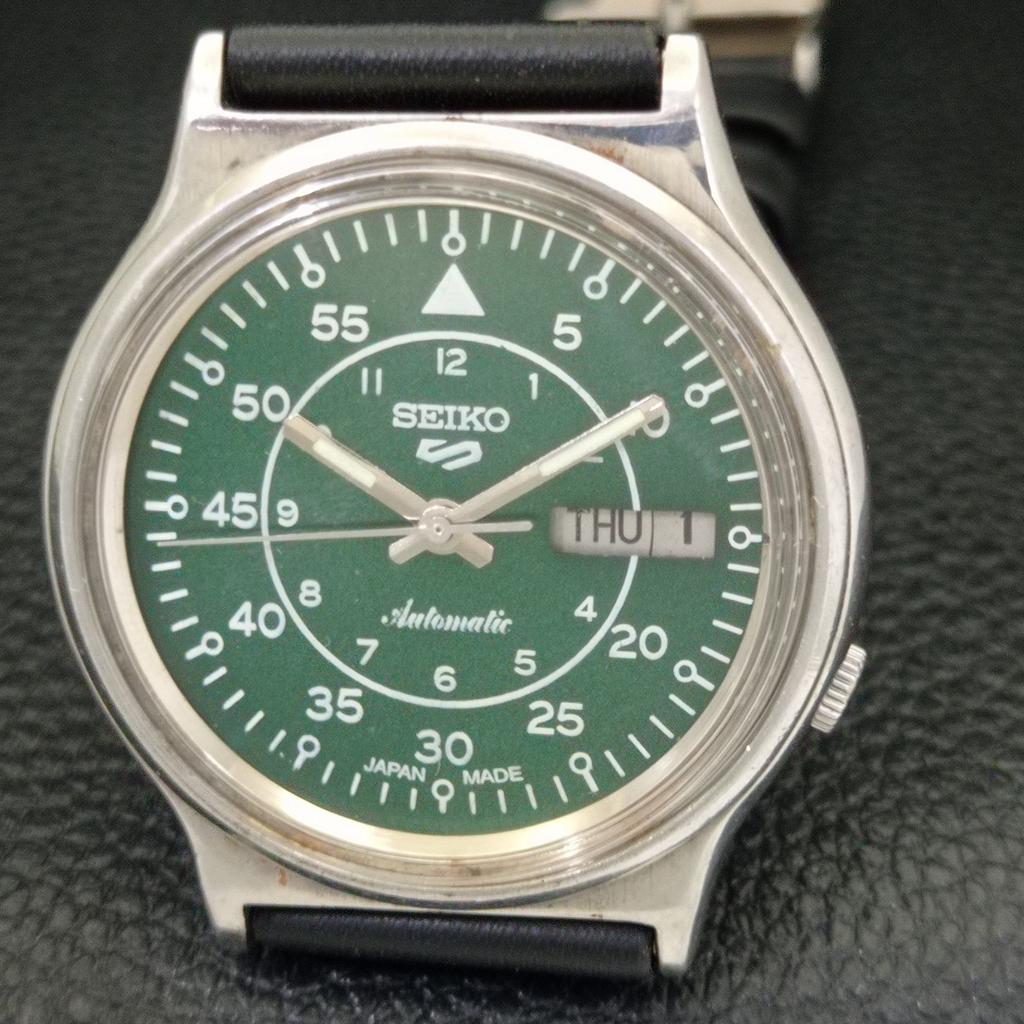 AUTOMATIC 7009A VINTAGE SEIKO 5 JAPAN MENS GREEN COLOR DIAL WATCH a701488-5 R206b-a701488