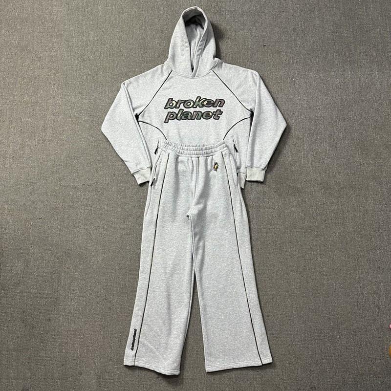 Mens Casual Hoodie Pants Set With Foamed Camo Letter Print Streetwear Outfit