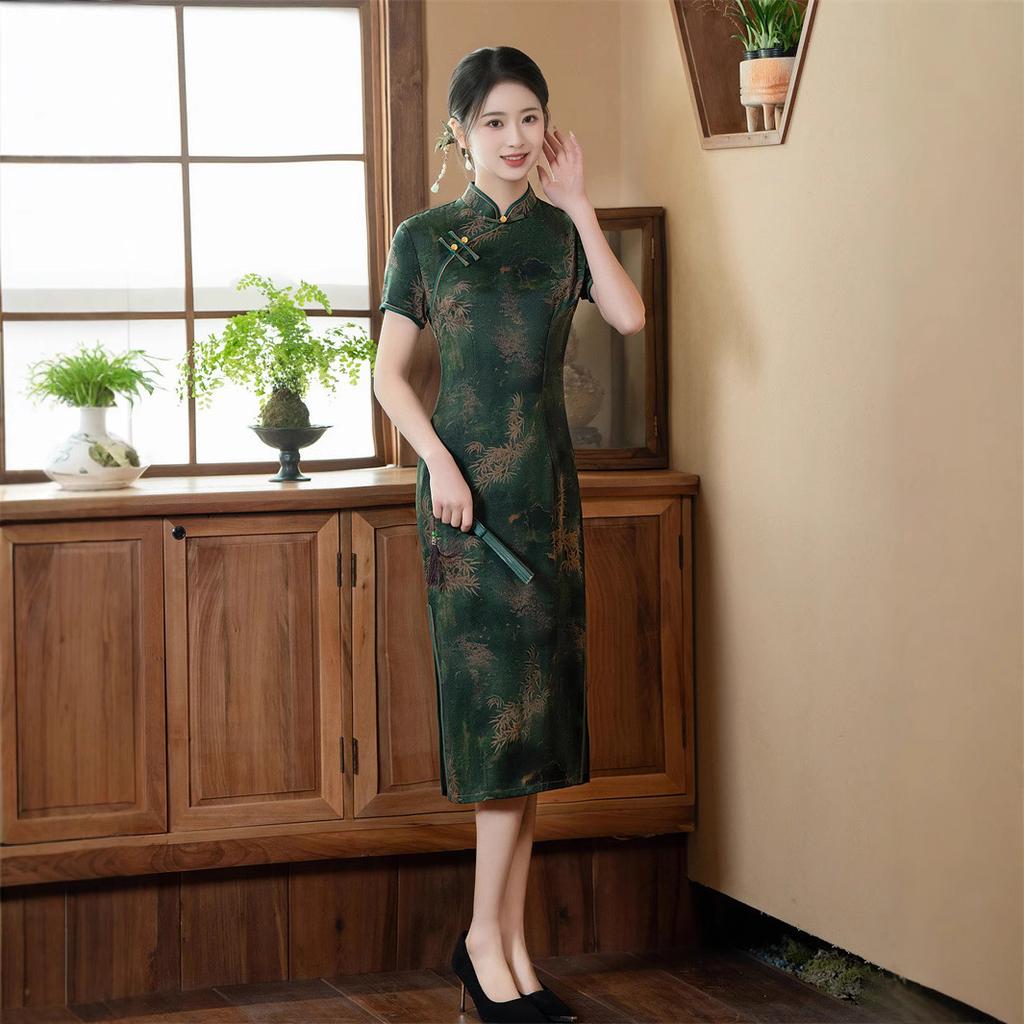 1011 spring and summer new imitation acetic acid jacquard short-sleeved retro improved daily cheongsam skirt medium and long looking thin