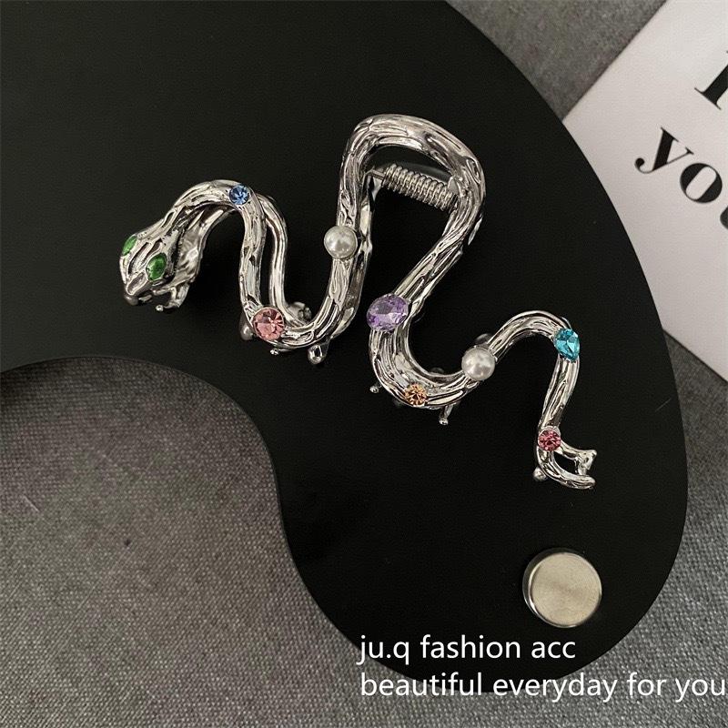 Alloy Womens Back-of-Head Grabber Large High-End Hair Claw Clip Summer 2026 Shark Clip Headpiece Japan and Korean Style