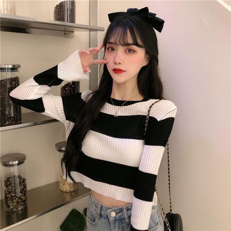 Pruhovaný zkrácený tenký pletený svetr s dlouhým rukávem Dámský ležérní top s kulatým výstřihem Jednoduché spodní tričko Y2k Pulovry Korejská móda