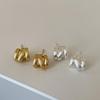 Koreanische Nischen-Ohrringe mit gebürsteter, matter Mehrschicht-Metallniete, kalter Stil, exquisiter und vielseitiger Schmuck für Frauen