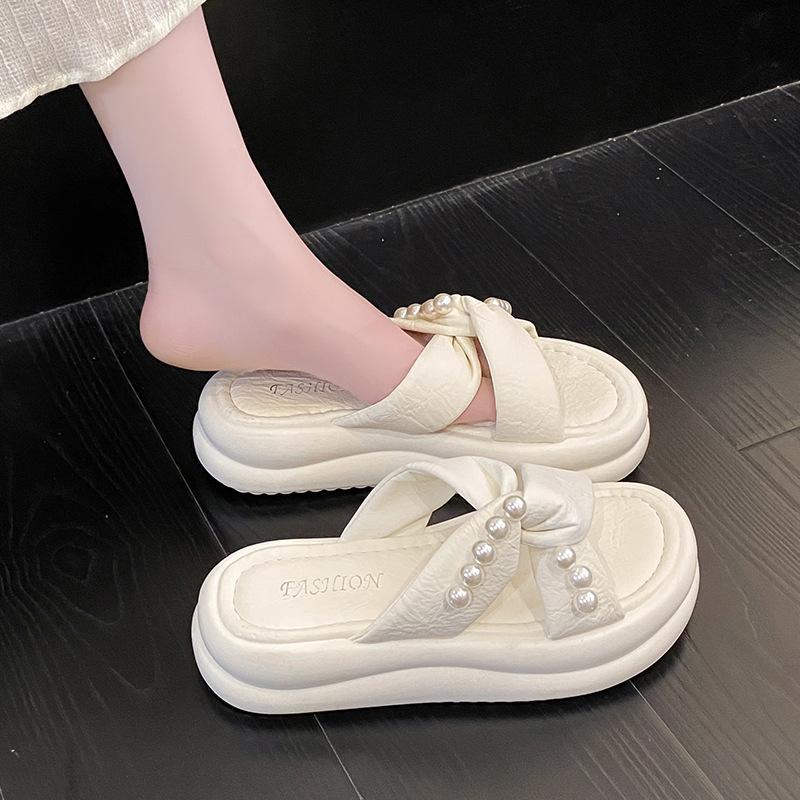 Cool Slippers Female 2025 Summer New with Skirt Fairy Wind Beaded Thick Bottom Outer Wear Cross Word Fashion Slippers