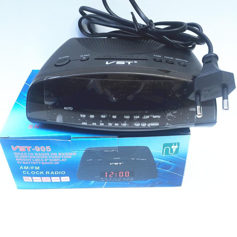 AM und FM Zweikanalradio LED Digitaler Wecker Funkwecker zum Einstecken LED Uhr Tischuhr