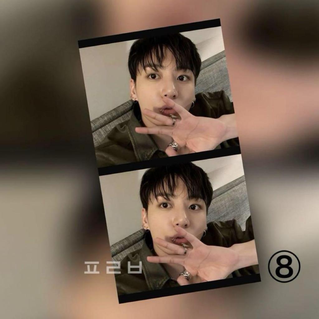 [USED] Exclusive BTS Jungkook Microphone Leather Key Ring (Korean Maker) Photo Ticket