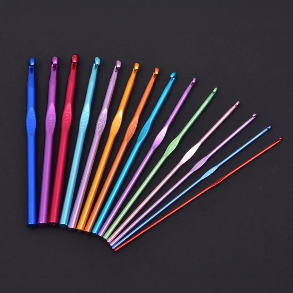 14Pcs Crochet 2-10mm Hook Size Soft Handle Crochet Hand Woven Rainbow Soft Handle Crochet Aluminum Crochet Set Knitting Needle