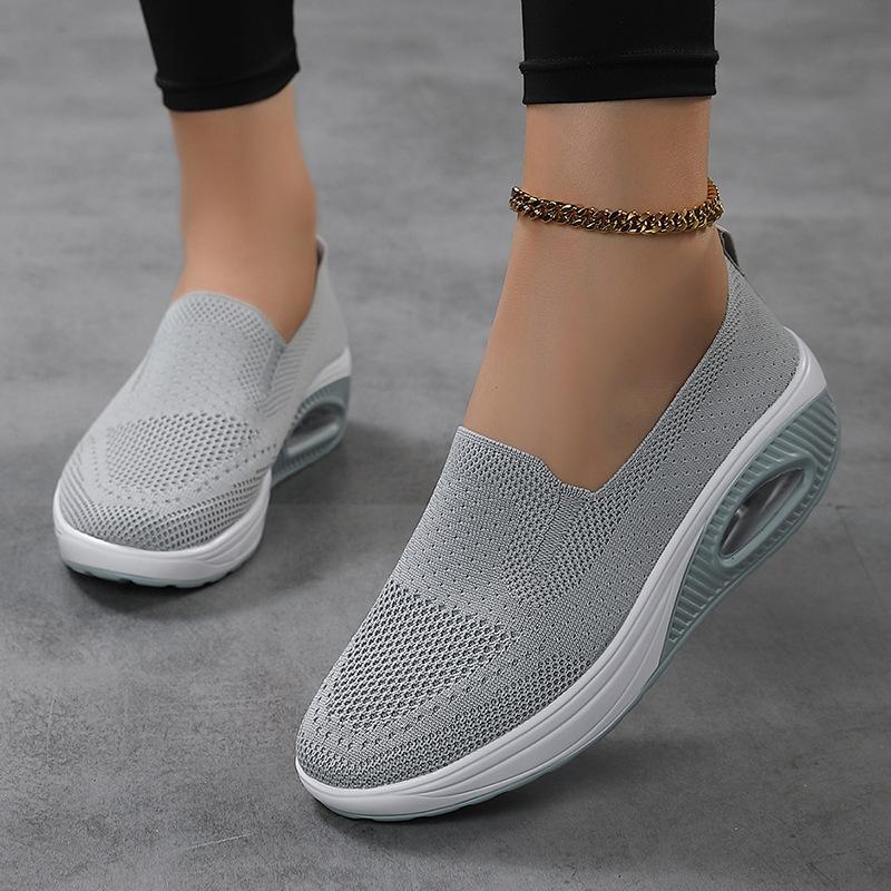 Shoes Women's platform rocking shoes Large size fly-woven casual shoes Lazy one pedal