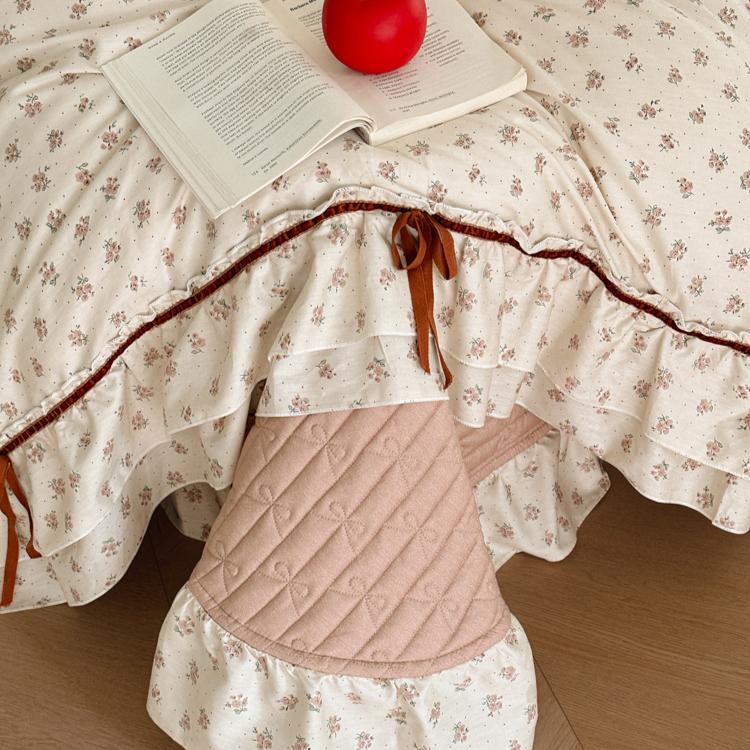 Cotton Bedding Four-piece Set Bow Lace Edge Skin-friendly Breathable Bed Sheet Quilt Cover Pillowcase Kit