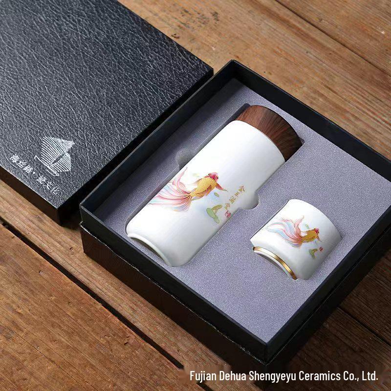 

Новый европейский фарфоровый вакуумный термос для кофе из нефрита бараний жир с настраиваемым логотипом 330ML