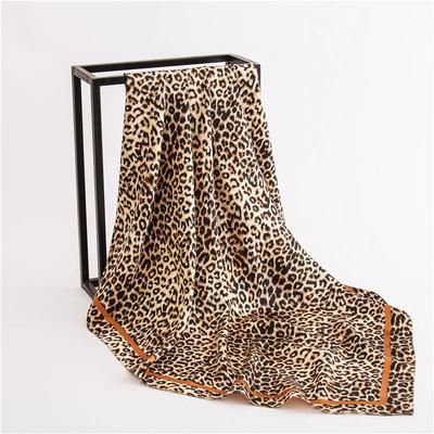 Leopardenmuster 90x90cm Satin Quadratische Seidenschals Damen Bandana Kopftücher Halstuch Damen Schal Wickeltuch Foulard Stirnband