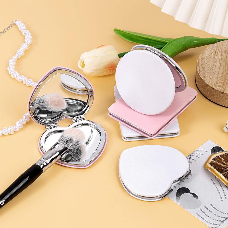 1 Piece Dual Sided Portable Heart Shaped Compact Mirrors Folding Makeup Mirror Travel Size High Definition Pocket Vanity