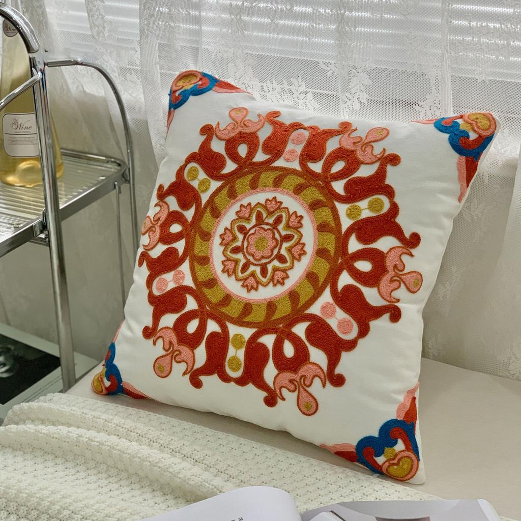 Faunus Peach Skin Retro Floral Cushion Cover 2D Print Suzani Style Decorative Pillowcase For Sofa Boho Home Decor Pillow Case