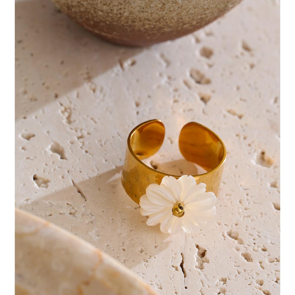 Yhpup Adjustable New Stainless Steel Thicker Shell Flower Golden Open Ring for Women High Quality Charming Jewelry Accessories