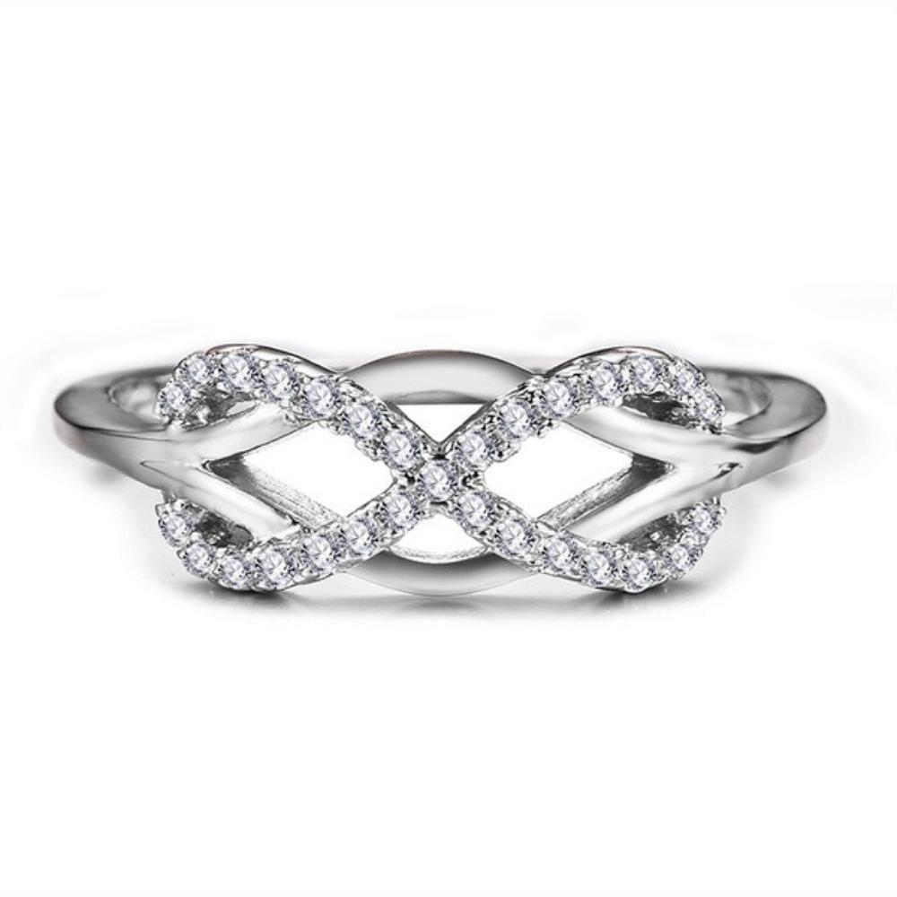 Elegant 8 Shaped Rings for Women with Sparkling Zirconia Stones Trendy European American Jewelry Gift