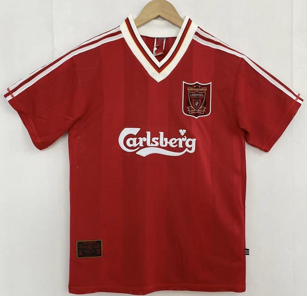 Source: Retro football uniform: Brazil-Real Madrid-Manchester United nostalgic version short-sleeved jersey