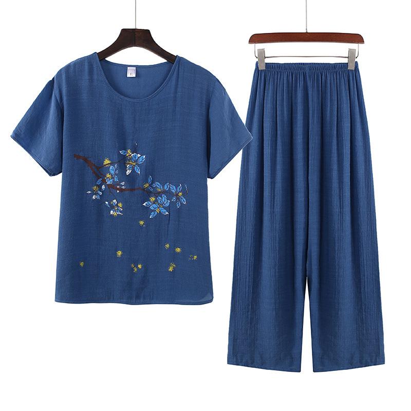 Women's Summer Cotton Linen Short-Sleeved Two-Piece Set: Grandma Mom Pajama Top and Pants.