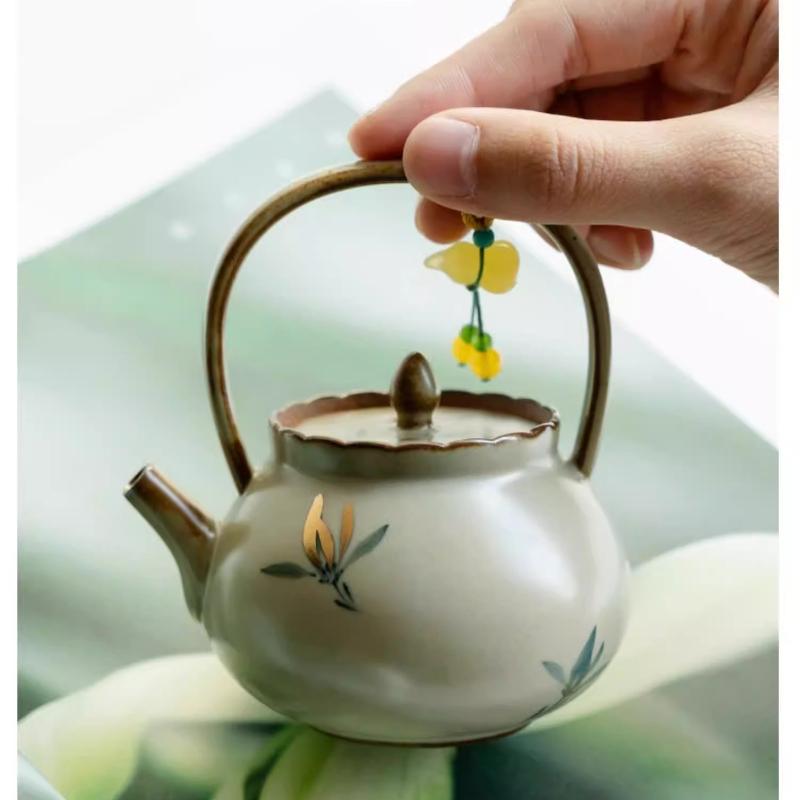 Antique Gold-painted Ceramic Beam Pot Hand-painted Butterfly Orchid Teapot Small Capacity Tea Making Household Ceramic Tea Set