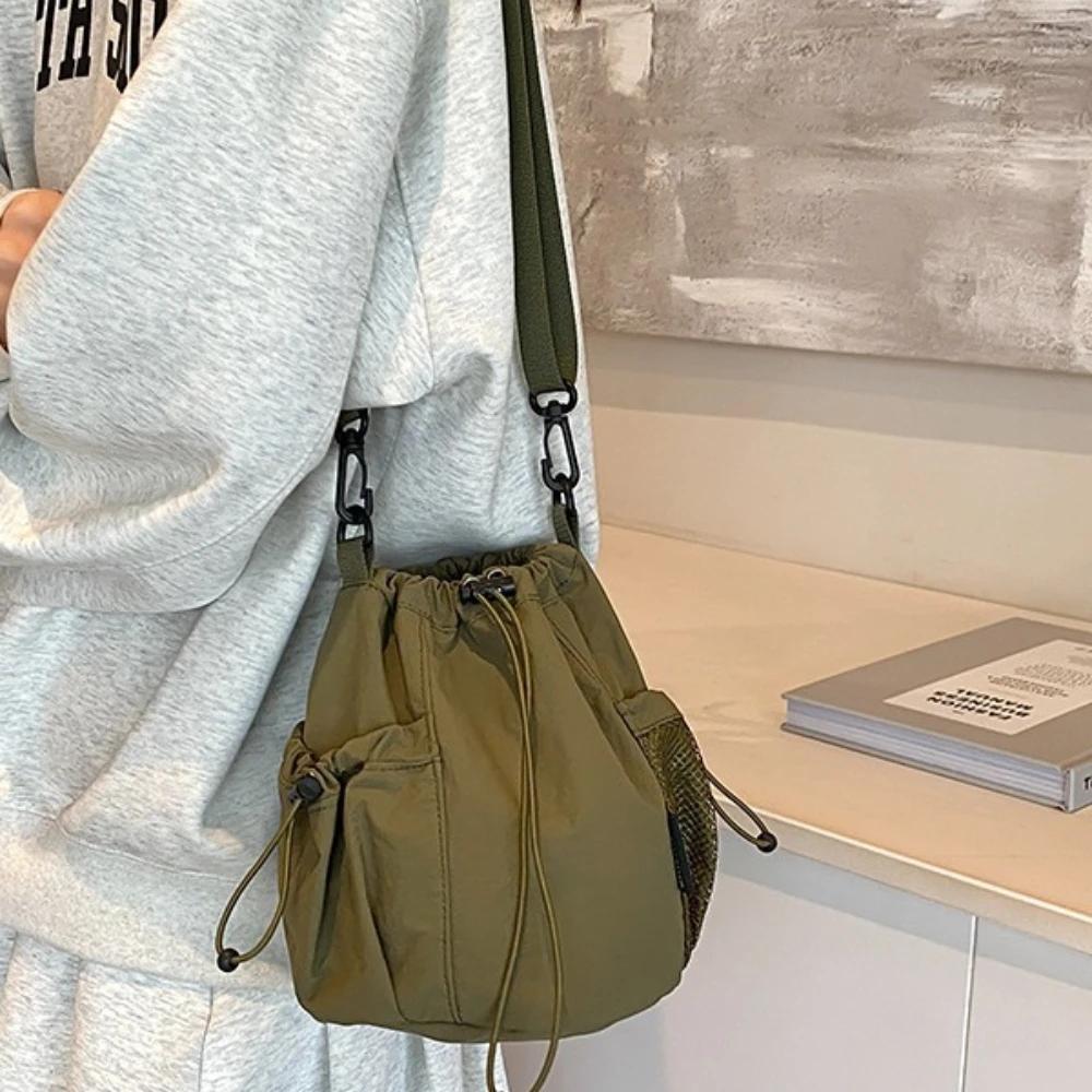 Ny Hinkväska med Dragsko med Stor Kapacitet Axelväska Enkel Damväska Mobiltelefonplånbok Mångsidiga Återanvändbara Crossbody-väskor