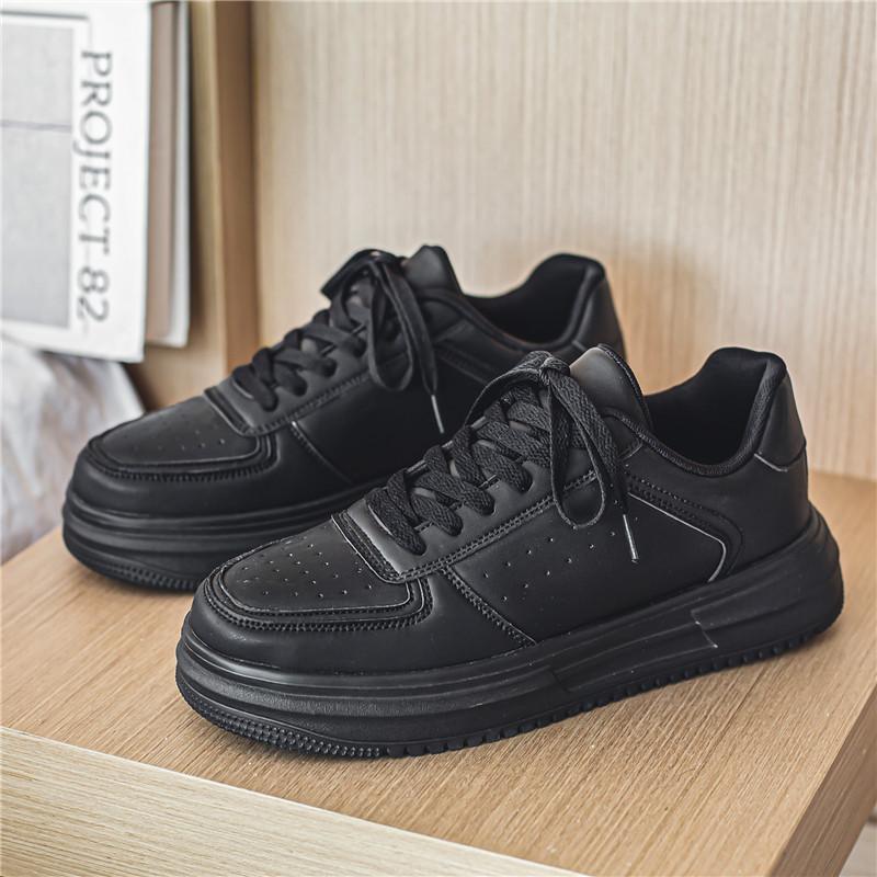 

Low-top McQueen little white shoes men s spring tide brand platform sports board shoes, young and young, versatile and breathable 44 чорний