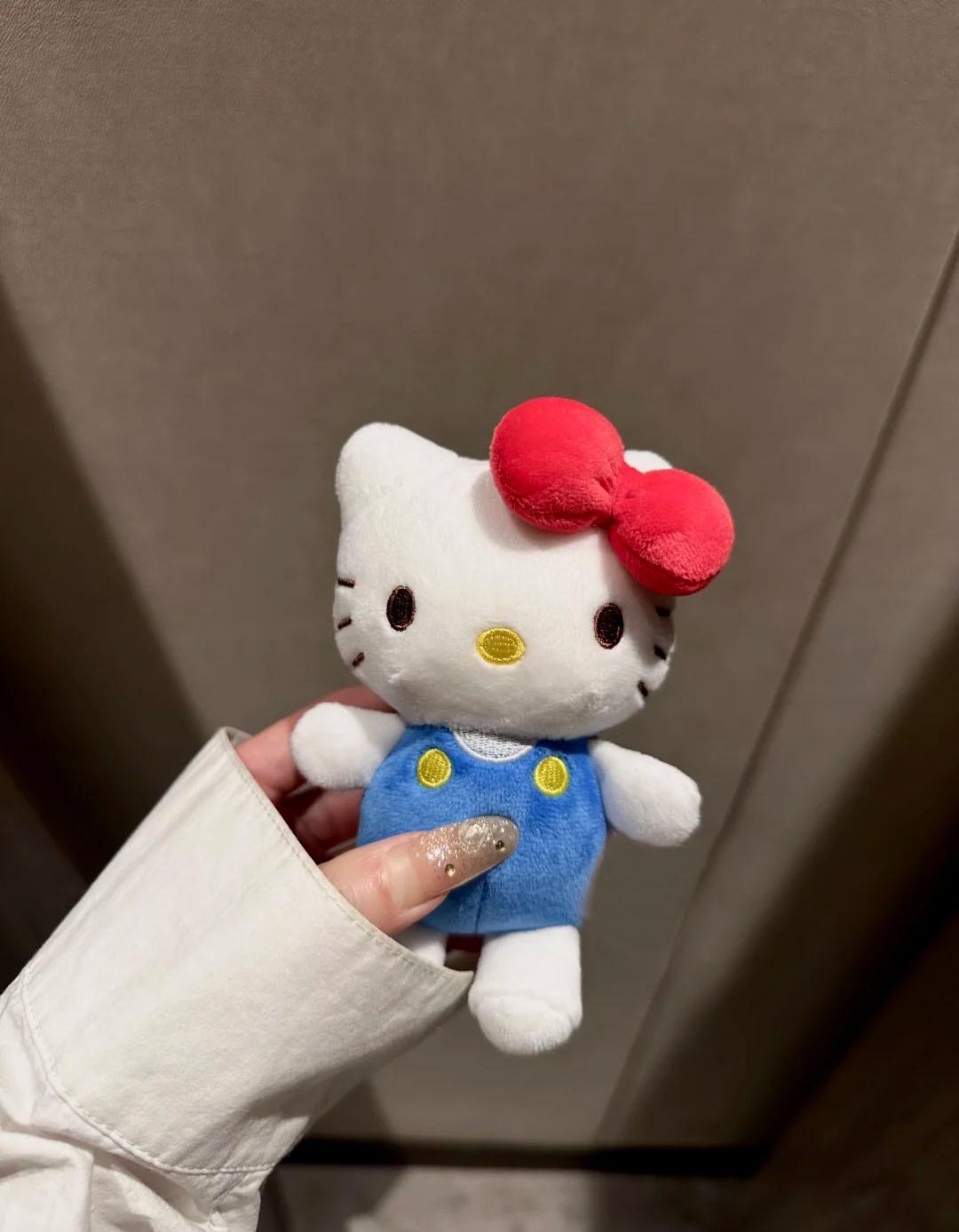 Hello Kitty Chef Plush Keychain - Cute Kiki Cat Backpack Pendant Gift.