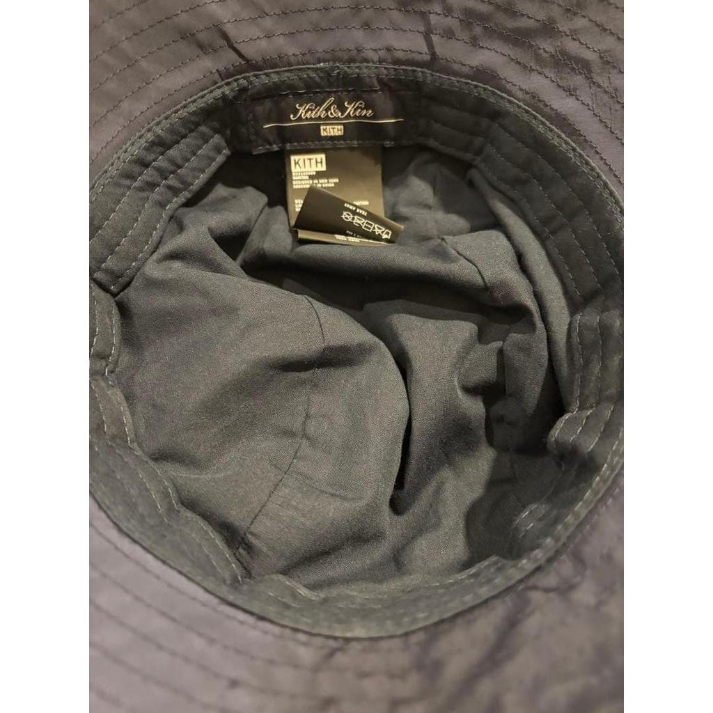 Used Kith bucket hat navy