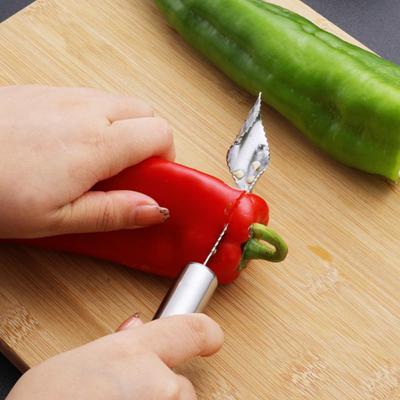 כלים לעבודה עם פירות וירקות – מכונות להסרת הליבה מהפרי