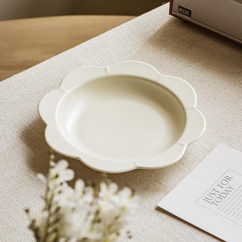 Cream French Lace Plate Ceramic Plate Household Cute Dish Plate Creative Tableware Deep Plate Dessert Plate