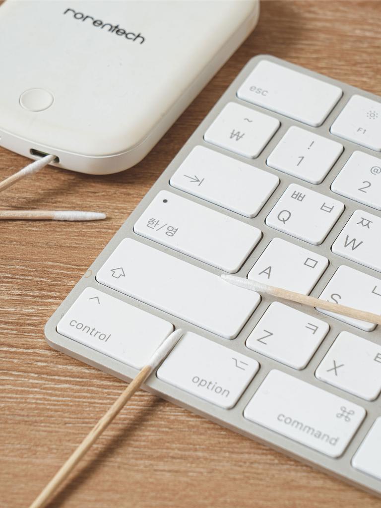 Pointed Wooden Cotton Swabs 400 Count