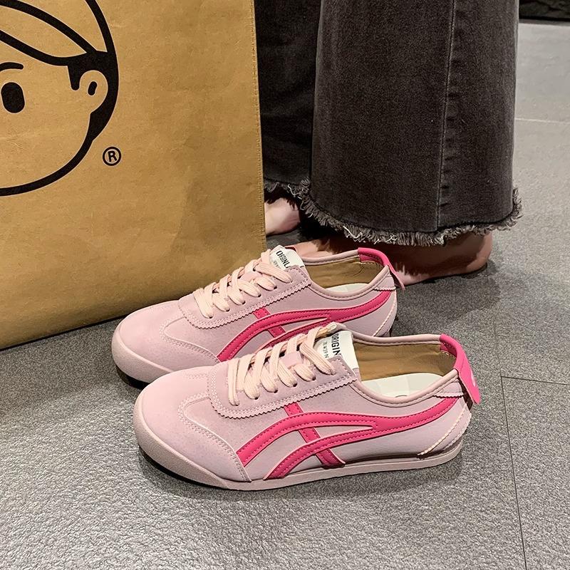 

Retro German training shoes women s 2025 new spring and summer breathable soft-soled casual sports shoes popular lightweight Forrest Gump white shoes 35 розовый