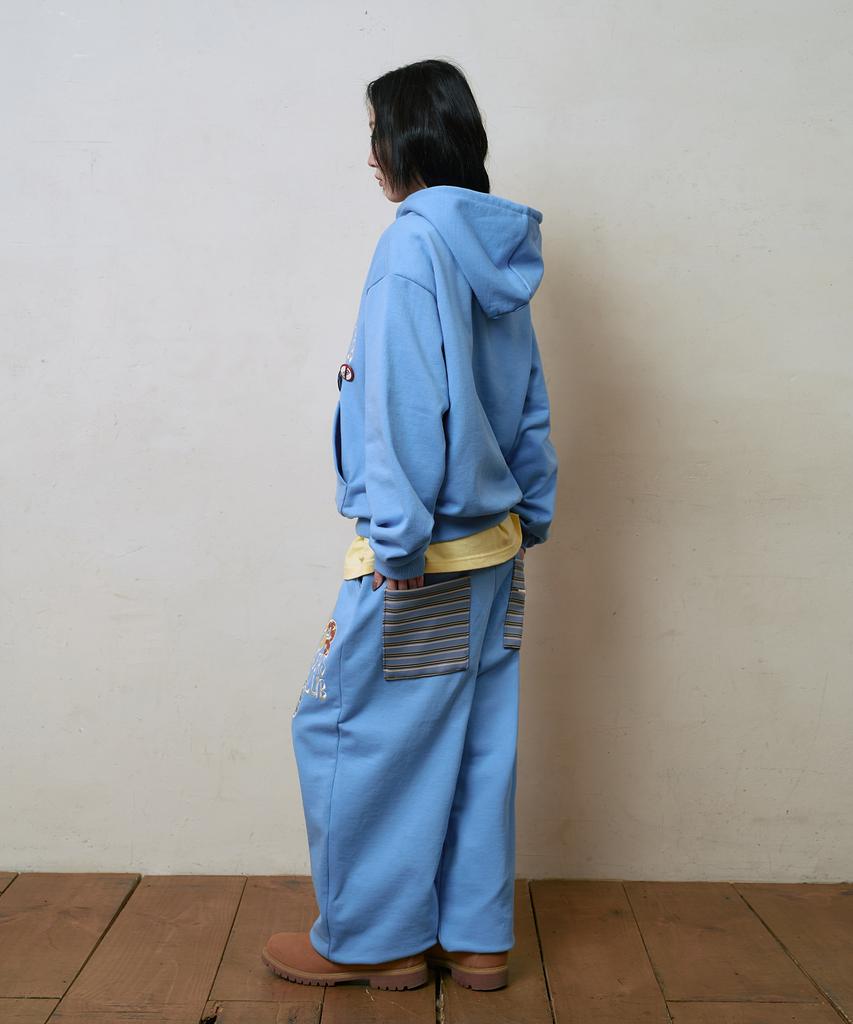 Lujeoseukeulleob Multi Logo Wide Sweatpants Blue