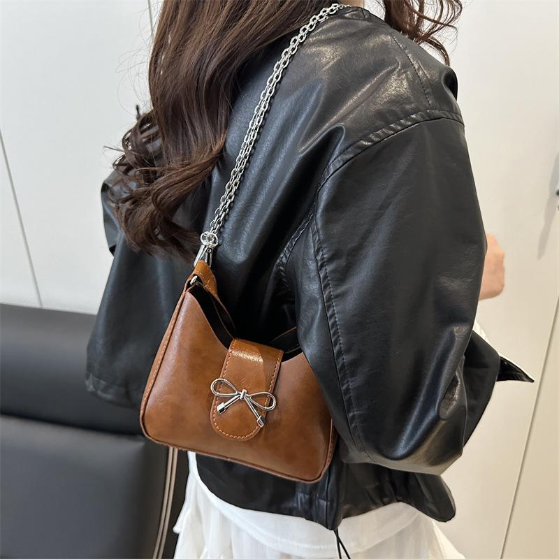 2025 New High-end Shoulder Armpit Bag Niche Aesthetic Temperament Women's Bag Trend Chain Messenger Bag Handbag