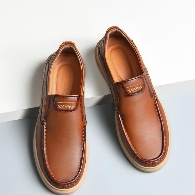 Handmade Cowhide Men's Loafers Luxury Business Casual Leather Shoes Genuine Leather Dress Shoes for Men Soft Sole Driving Shoes