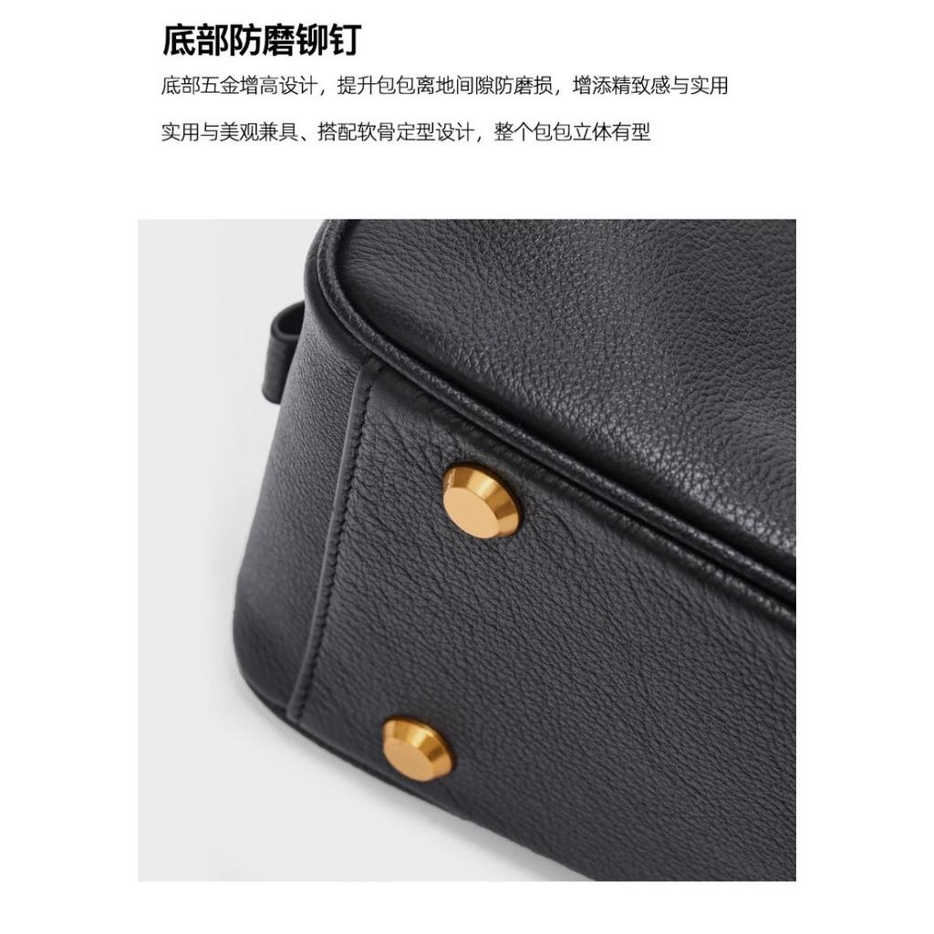2025 New carriebowling bag simple and fashionable first layer cowhide messenger women's bag baguette bag